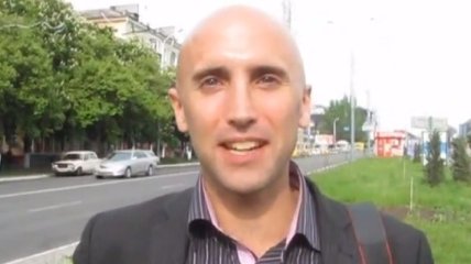 Задержанный в Украине британский журналист вышел на свободу