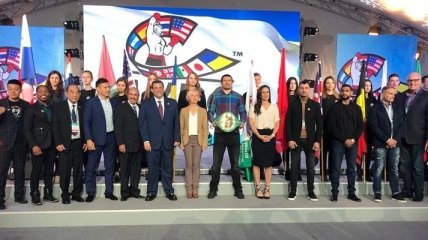 Усик поделился впечатлениями от Конгресса WBC в Киеве