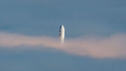 Компания SpaceX успешно испытала парашют для Crew Dragon