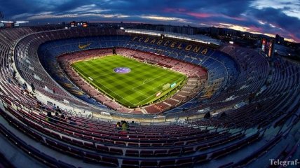 Барселона может продать права на название стадиона