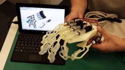 Австралийские ученые представили 3D-печатный экзоскелет (Видео)