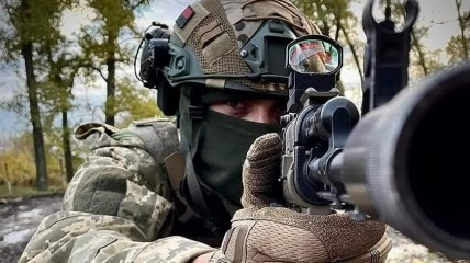 Украинские военные продолжают выдавливать оккупантов из Украины