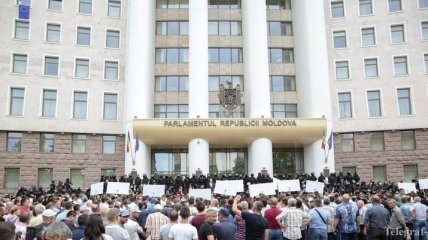 Срок утверждения правительства Молдовы истек: парламент распустят