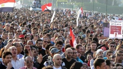 Египетский премьер проводит экстренное совещание с министрами
