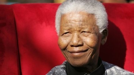 Нельсон Мандела вернулся домой после лечения в больнице 