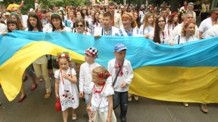 Глава Украины: Украинцы не получили независимость, а завоевали ее