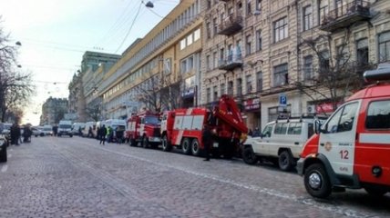 По факту обрушения дома в центре Киева начато уголовное дело