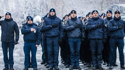 Итоги 10 февраля: полицейский флешмоб, протесты в Мадриде и "Марш материнского гнева" в России