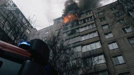 Масштабный пожар на Лукьяновке