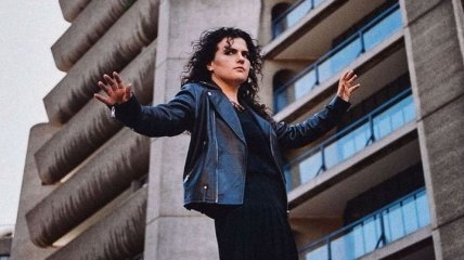 Британская певица Georgia выпустила новый альбом "Seeking Thrills" (Видео)