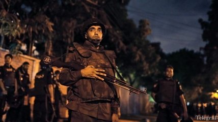 Силовики в Бангладеш завершают штурм ресторана с заложниками