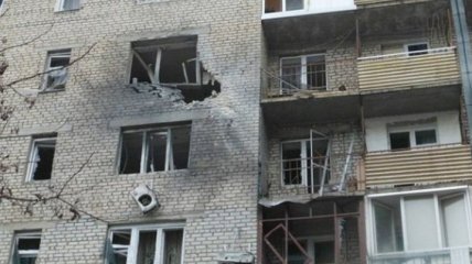 Авдеевка: ночью артудар боевиков разрушил 8 домов
