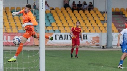 Футболист Ингульца забил феноменальный гол в стиле ван Бастена (Видео)