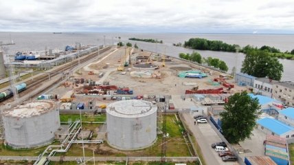 Нефтебаза в Петербурге пополнила список пораженных целей