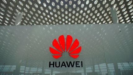 Huawei представила умный телевизор: особенности новинки