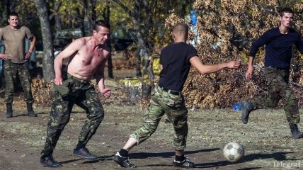 Бойцы АТО поддержат сборную Украины по футболу 