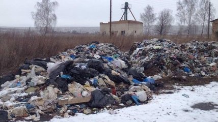 В Кременчуге обнаружили "львовский мусор", полиция начала проверку
