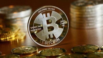 Выше $15 тысяч: Bitcoin побил очередной рекорд