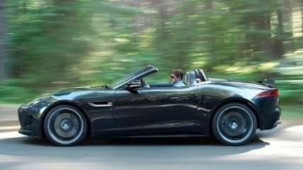 Jaguar выпускает спорткар F-Type в версии Black Pack (Фото)