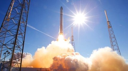 Компанія SpaceX запустила ракету для високошвидкісного інтернету