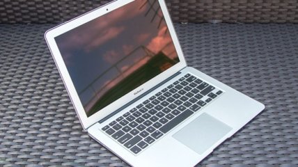 Новые подробности об ультратонком 12-дюймовом MacBook Air