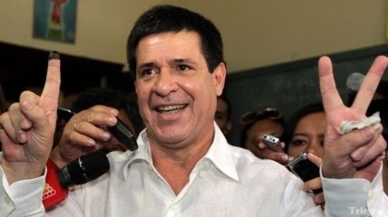 Президент Парагвая Орасио Картес отказался от заработной платы