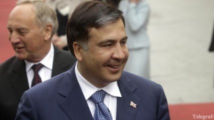 Саакашвили отказался съезжать из президентского дворца