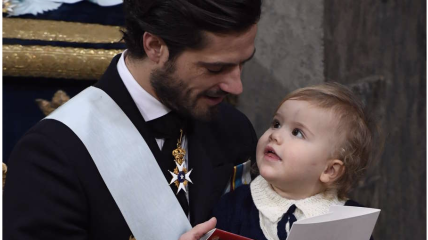 В Сети умиляются снимкам с крестин шведского принца Габриэля: ФОТО