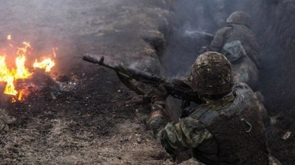 Ситуация в зоне АТО: боевики ночью стреляли из гранатометов под Каменкой
