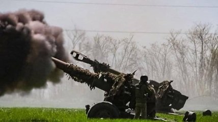 Українські військові продовжують захищати країну