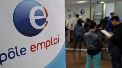 100 дней Макрона: Безработица во Франции упала до минимума за пять лет