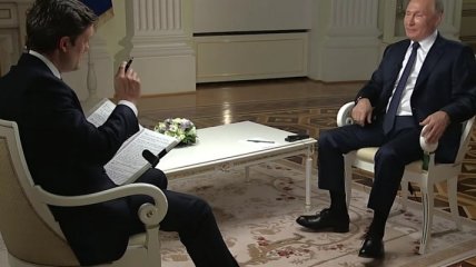 "Танец маленьких лебедей": после интервью NBC у Путина заподозрили неладное с ногами (видео)