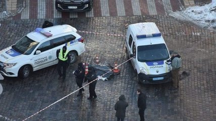 Убил с двух ударов: в Киеве задержали водителя-иностранца, до смерти избившего пешехода (видео, фото)