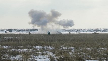 Боевики обстреливают Донбасс два дня кряду: украинские защитники показали фото последствий