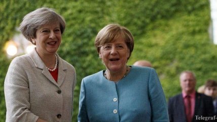 Меркель и Мэй договорились о первоочередном вопросе по Brexit