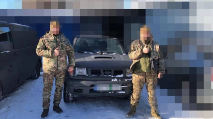 Воины ВСУ с авто от Favbet Foundation