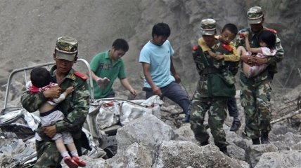От землетрясения в Юго-Западном Китае пострадали 740 тысяч человек