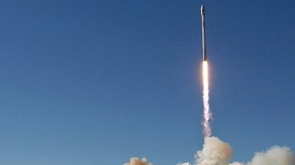 В США с пятой попытки стартовала ракета Falcon 9