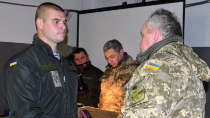 Начальник Генштаба ВСУ наградил лучших военных