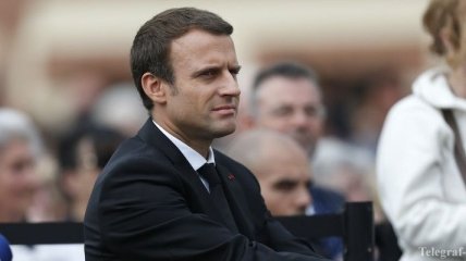 Макрон продолжает стремительно терять рейтинг во Франции