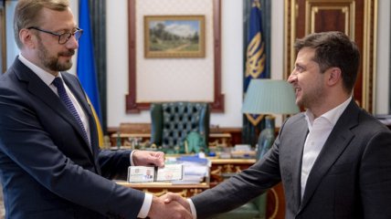 Зеленский назначил нового главу Черниговской ОГА: что о нем известно (фото)