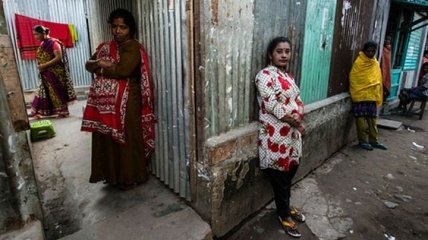 Жизнь внутри борделя в Бангладеш (Фото)