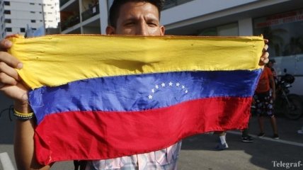 Венесуэла: США хотят мирного перехода власти от Мадуро к Гуайдо 
