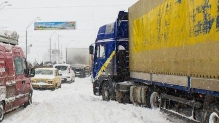 В Донецкой области запретили движение грузовиков