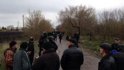 Один из блокпостов в Славянске разблокирован спецназом