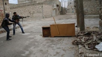 Повстанцы захватили военную базу рядом Дамаском