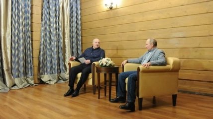 Путин и Лукашенко встретились в Сочи: на фото и видео подметили любопытные детали