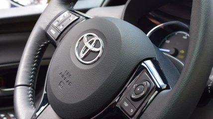 Новинка от Toyota: каким будет Land Cruiser 300