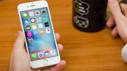 Apple может сохранить имя "iPhone 7" для модели 2017 года