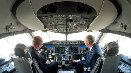 Норвежская авиакомпания приостановила полеты Boeing Dreamliner